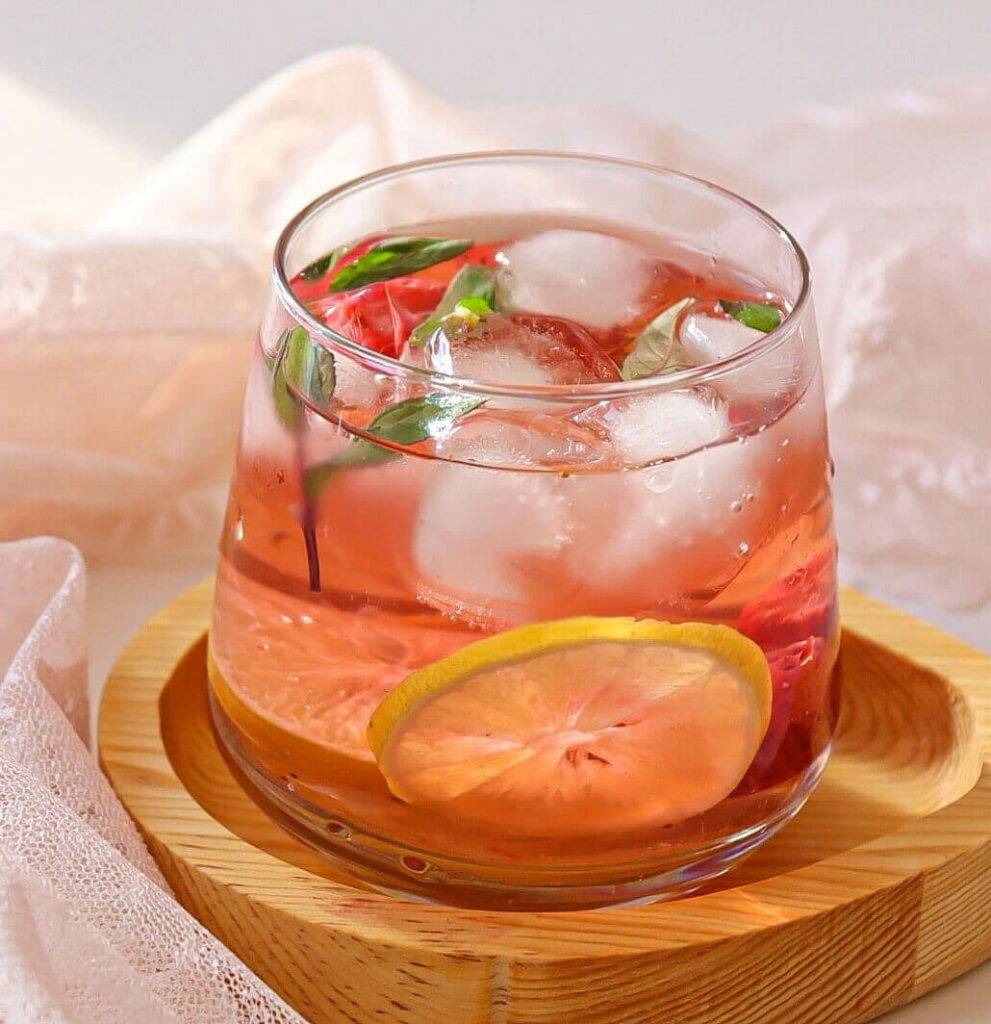 Strawberry Detox Water Recipe