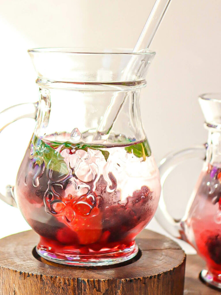 The health benefits of drinking fruit infused water Page 72 - Aqua Vida