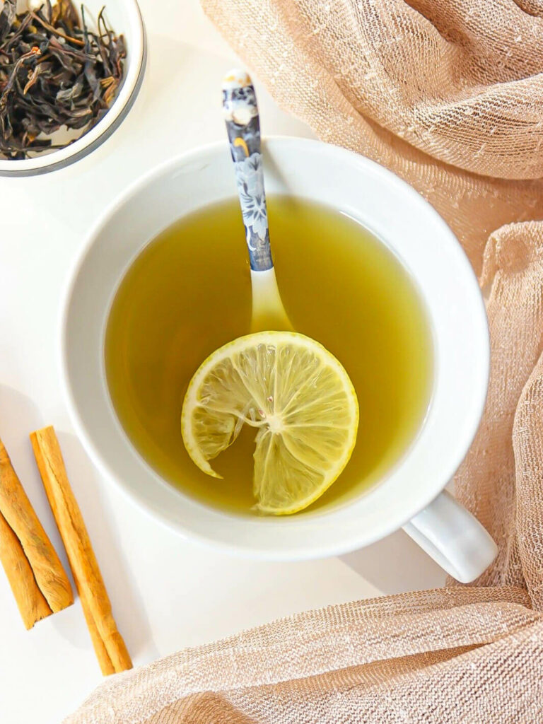 Ginger & Lemon Juice Green Tea for Digestive Health