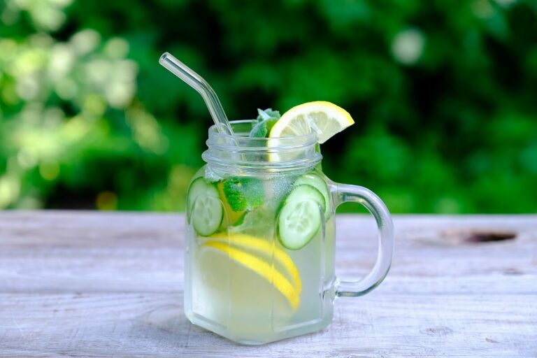 Recipe: Lemon Mint & Cucumber Detox Water