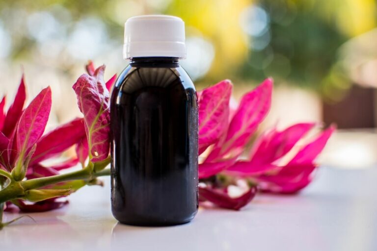 Castor Oil for Detox: Unveiling the Potential Benefits & Methods