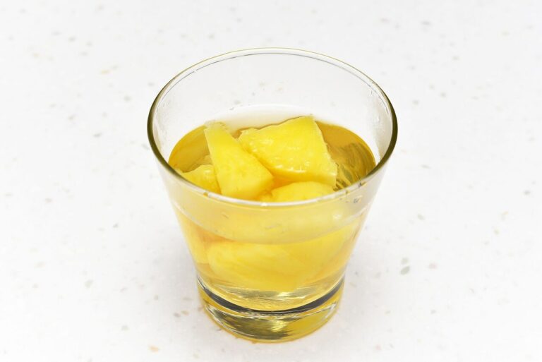 Pineapple Skin Detox Tea Recipe